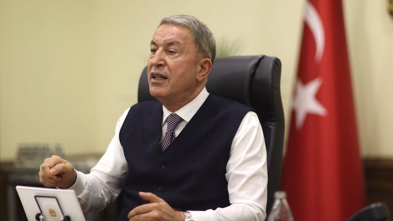 Hulusi Akar: Terör örgütünün sözde yönetimi büyük panik içinde