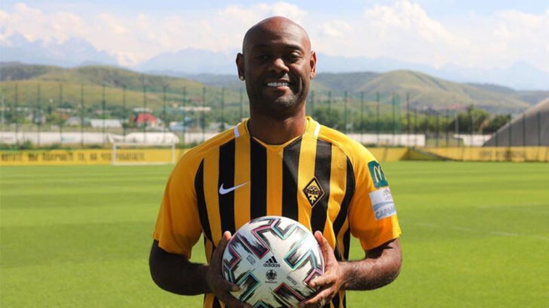 Vagner Love gollerine devam ediyor