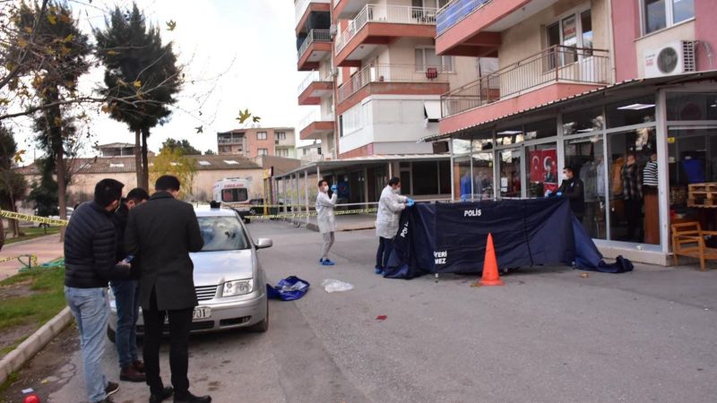 İzmir'de babasını sopayla döverek öldürdü