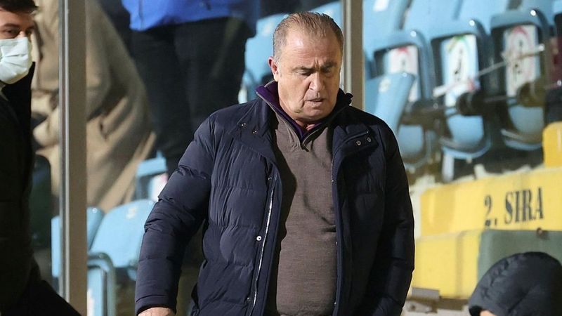 Fatih Terim'in cezası 4 maça indirildi