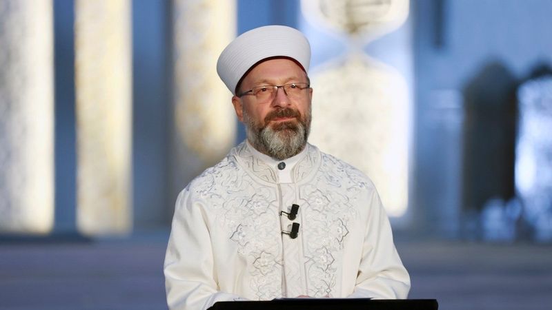 Ali Erbaş: Dünyadaki muhasebemizi ahiretteki hesaba göre yapmalıyız