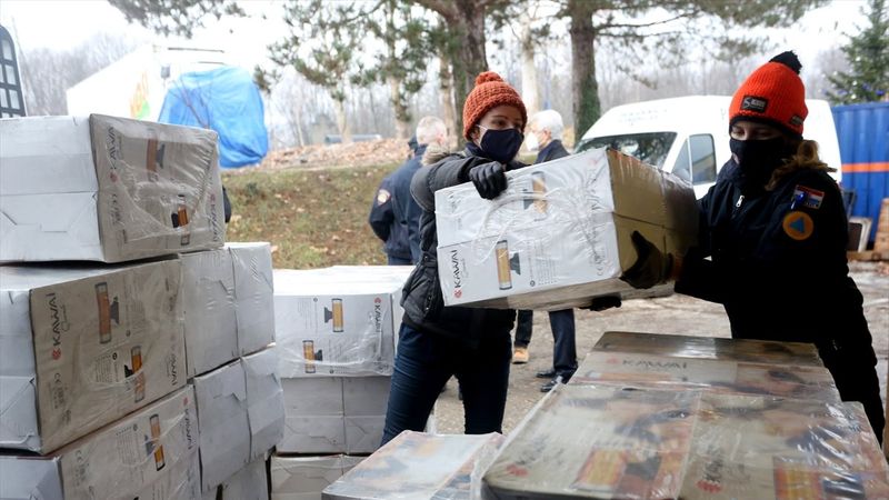Türkiye'nin yardım malzemeleri, depremin vurduğu Hırvatistan’a ulaştı