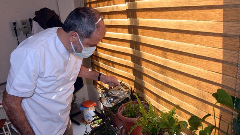 Kahramanmaraş'ta doktoru tehdit eden kişiye, sağlık merkezinde çalışma cezası