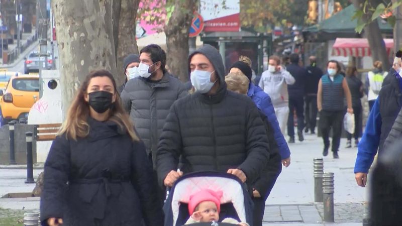 Bağdat Caddesi'nde sokağa çıkma kısıtlaması hiçe sayıldı