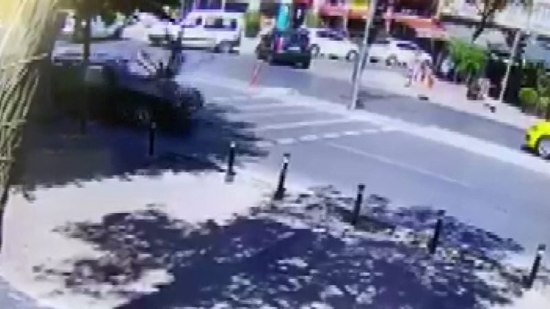 Bakırköy'de makas atarak yayaya çarpan sürücü serbest bırakıldı