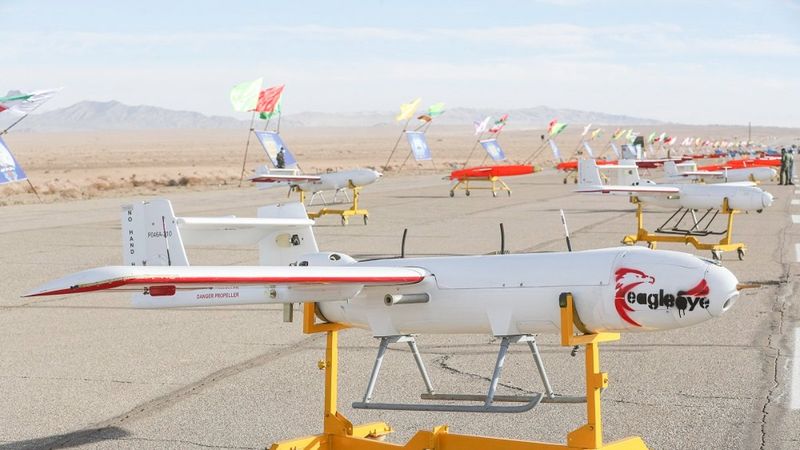 İran ordusunun İHA tatbikatı