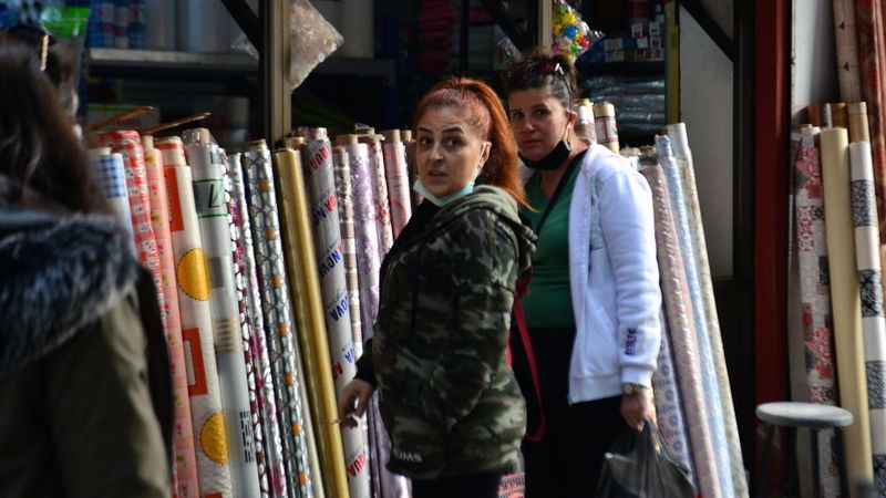 Adana'da maske cezası yiyen kadın: Çekmeyin, kocam beni boşar