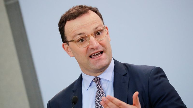 Alman hükümetinden, aşı kampanyası eleştirilerine yanıt