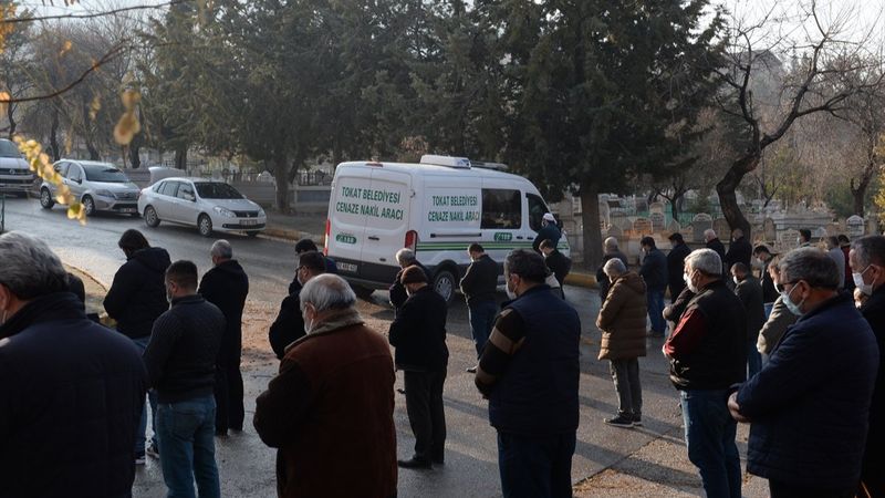 Tokat'ta korona olan hamile kadın doğumdan sonra vefat etti