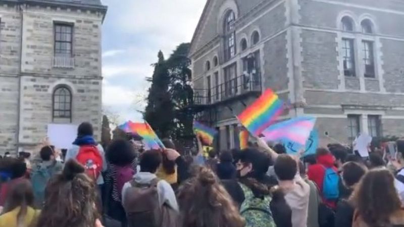 İzmir Barosu'ndan Boğaziçi eylemine destek