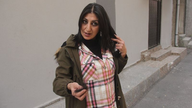 Adana'da kayıp kızını arayan engelli kadına saldırı