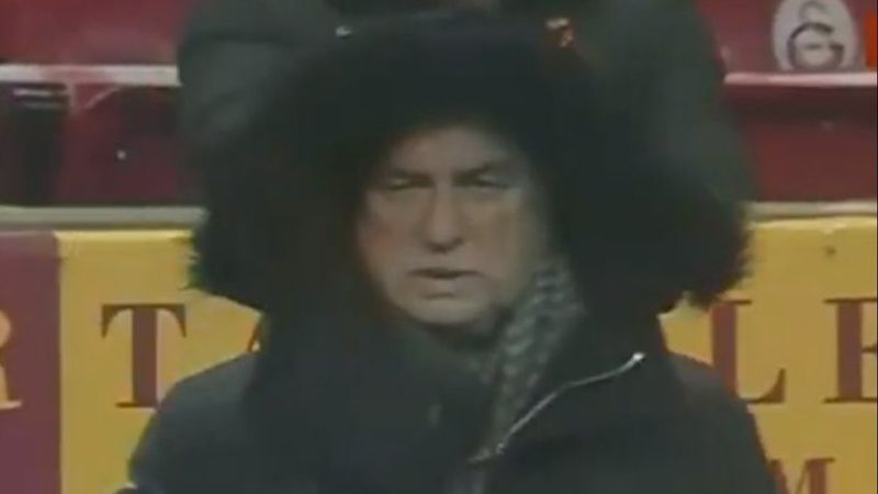 Fatih Terim yedek kulübesinde yerini aldı