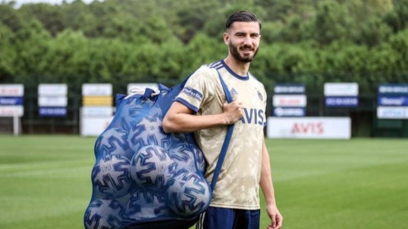 Kemal Ademi, Kayserispor'a kiralanıyor