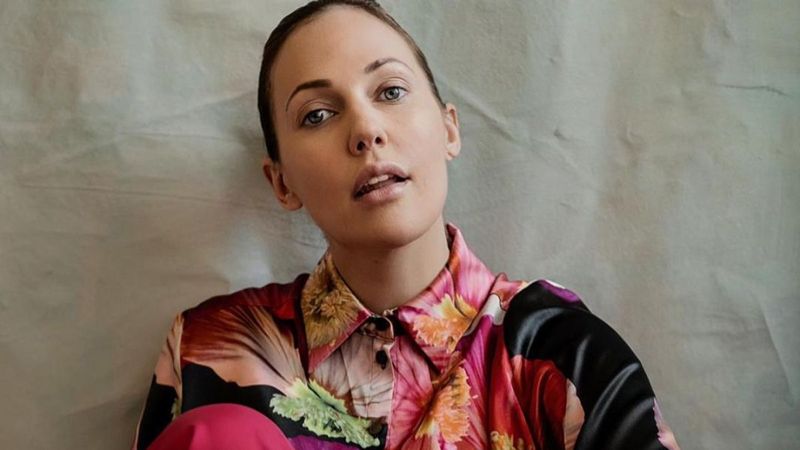 Meryem Uzerli, doğum yaptı