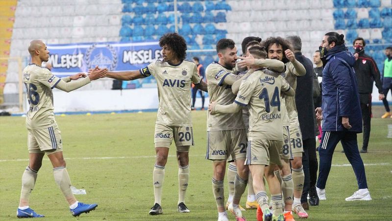 Erzurum'u yenen Fenerbahçe lider Beşiktaş'ı yakaladı