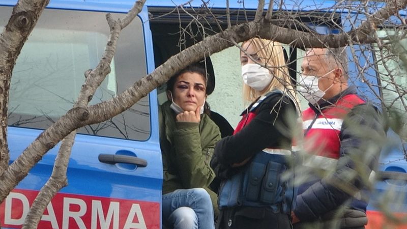 Melek İpek'in küçük kızı: Yaşasın babam artık gelmeyecek