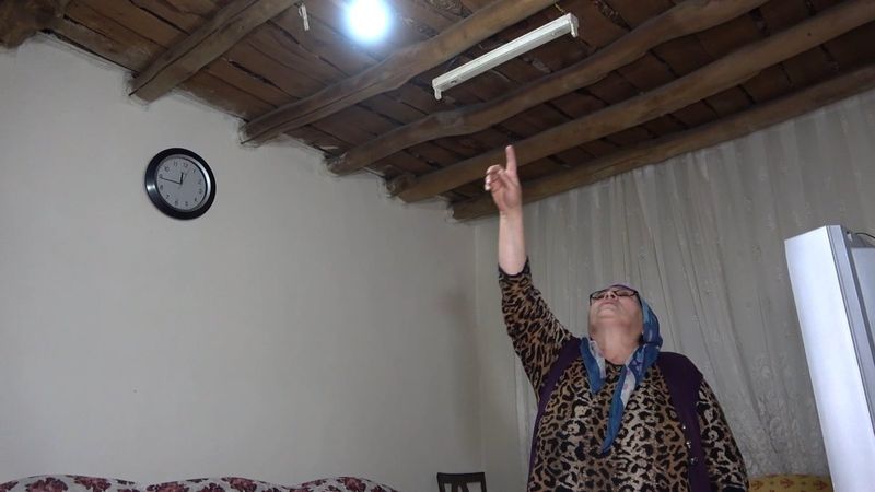 Ankara'daki deprem, Kırıkkale'de bir evin duvarlarını çatlattı