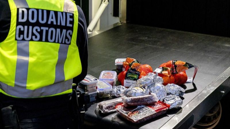 Hollanda Gümrüğü, İngiliz kamyon şoförlerinin sandviçlerine el koydu
