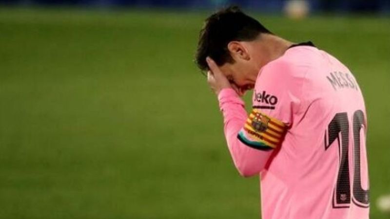 Barcelona'nın borcu 1 milyar euroya yaklaştı