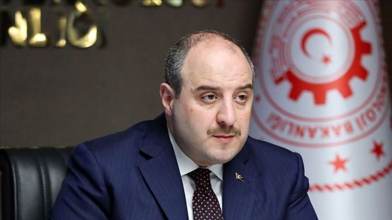 Mustafa Varank: Sanayi üretimi en çok artan ülkelerden biriyiz