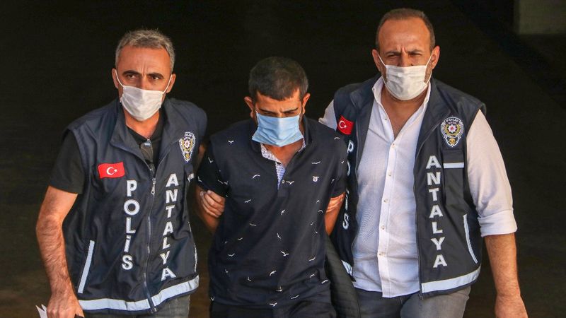 Antalya'da Duygu, uyuşturucu kuryesi olmadığı için öldürüldü iddiası