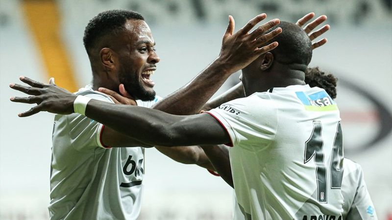 Aboubakar ve Larin transfer haberleri hakkında konuştu