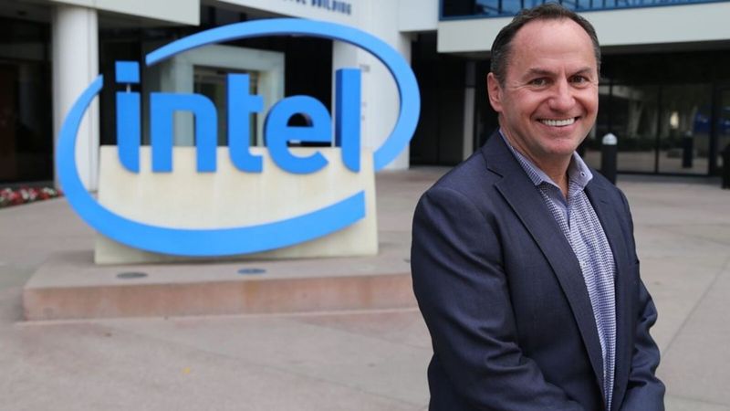 Intel CEO'su Bob Swan görevinden ayrılıyor