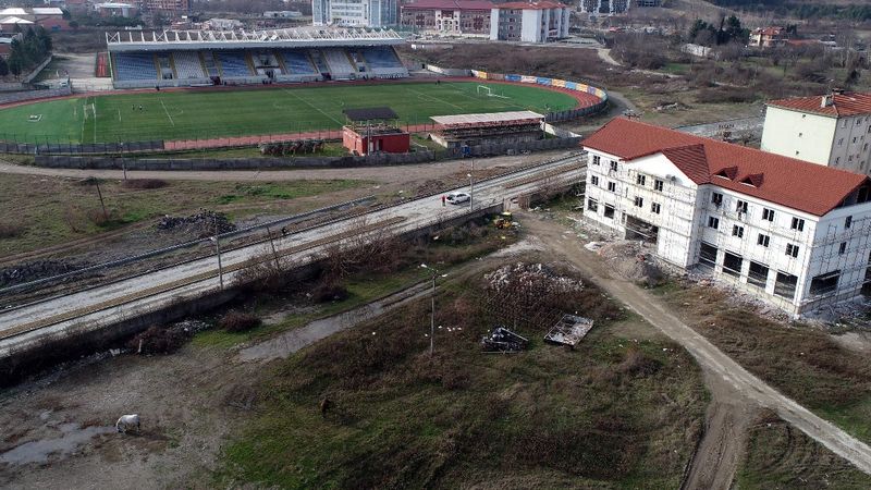 Mesut Özil'den memleketi Zonguldak'a spor kompleksi