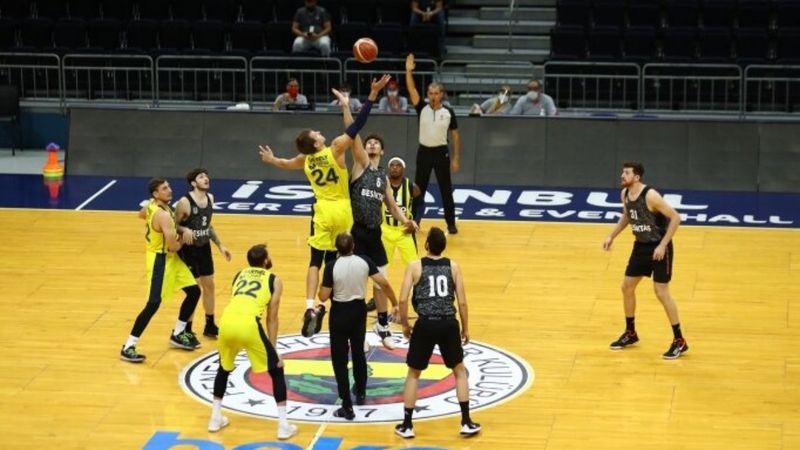 Beşiktaş, Fenerbahçe'yi 9 sayı farkla yendi