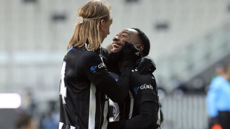 N'Koudou: Önce Fenerbahçe'yi şimdi Galatasaray'ı yendik