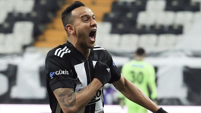 Josef: Fenerbahçe'de oynarken Beşiktaş milli takım gibiydi