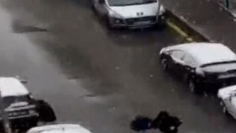 Gelecek Partisi Genel Başkan Yardımcısı Selçuk Özdağ'a saldırı anı