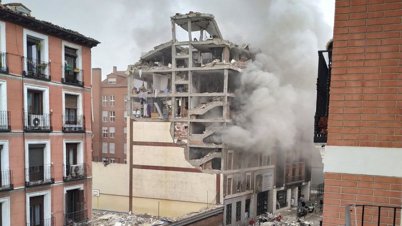 İspanya'da şiddetli patlama