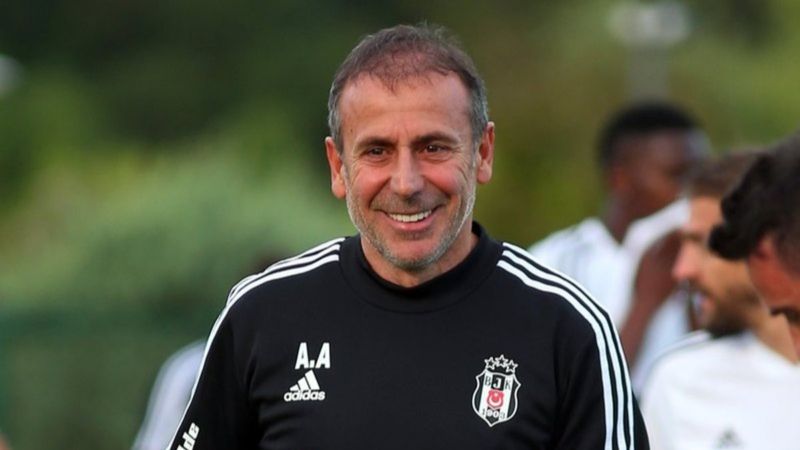 Beşiktaş'ta alacaklılar paralarını istiyor