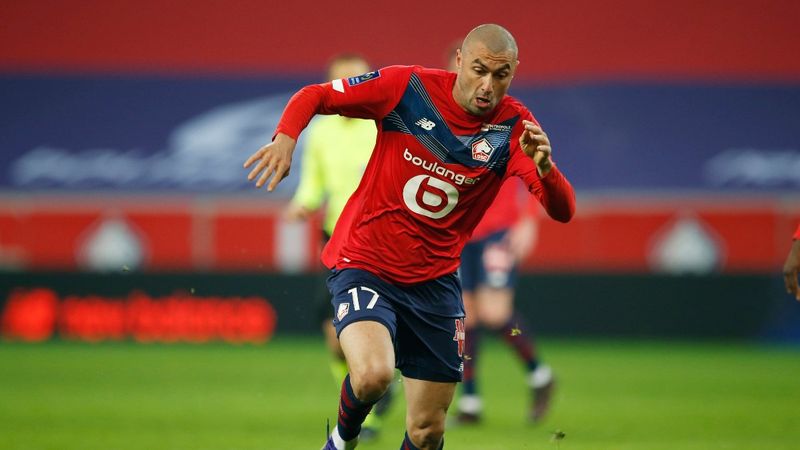 Burak Yılmaz, Lille'de ayın futbolcusu seçildi