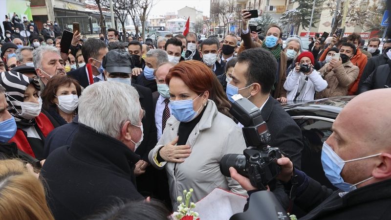 Meral Akşener'e HDP ile ittifak arayışı iddiaları soruldu