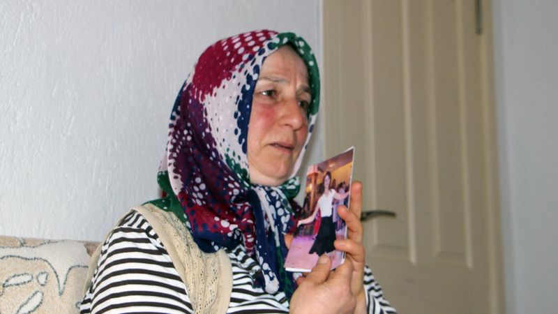 Isparta'da 3 yıldır kayıp olan kızının bulunması için, özel ekip istiyor