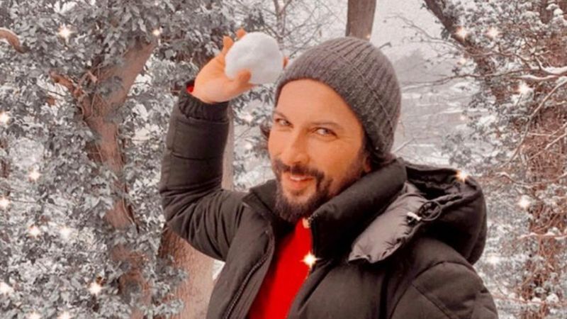 Tarkan, karda eğlendiği anları paylaştı