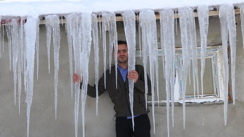 Van'da hava sıcaklığı eksi 39,2 dereceye kadar düştü