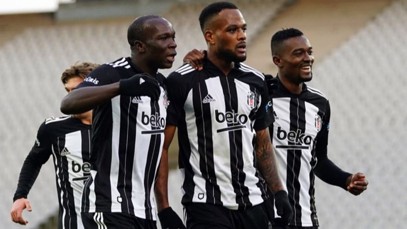 Beşiktaş-Göztepe maçının ilk 11'leri