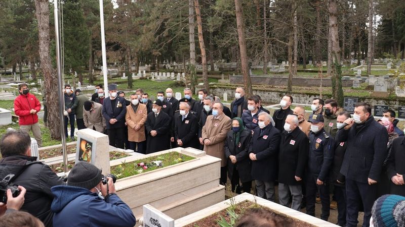 Ali Gaffar Okkan, mezarı başında anıldı