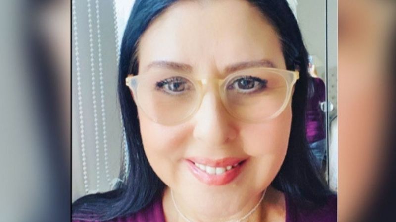 Nilüfer: Ne varmış yanaklarımda