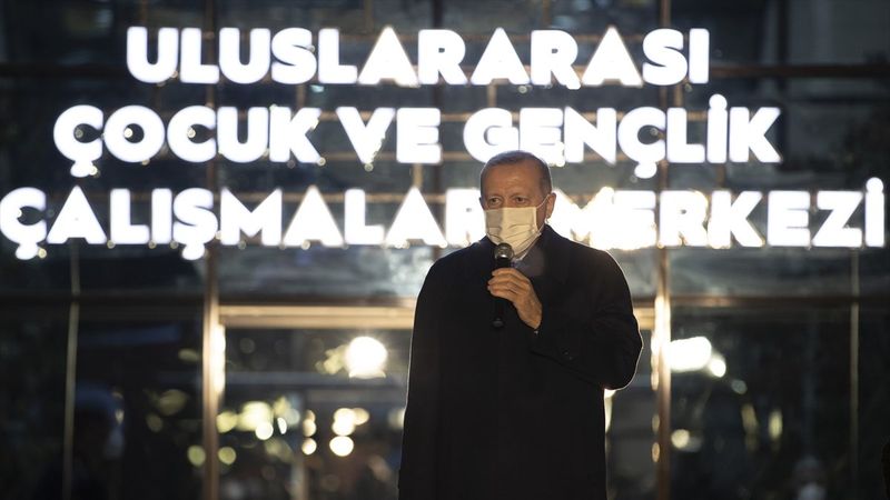 Cumhurbaşkanı Erdoğan, İpek Yolu Gençlik Merkezi'nin açılışına katıldı