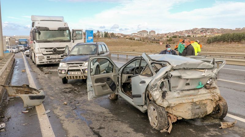 Edirne'de zincirleme kaza: 1 ölü