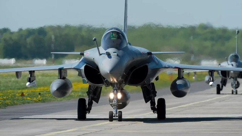 Fransa ile Yunanistan'dan, Rafale savaş jeti anlaşması