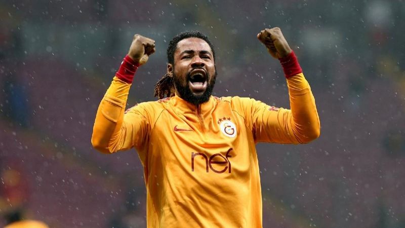 Christian Luyindama'nın menajerine 'kulüp bul' dendi