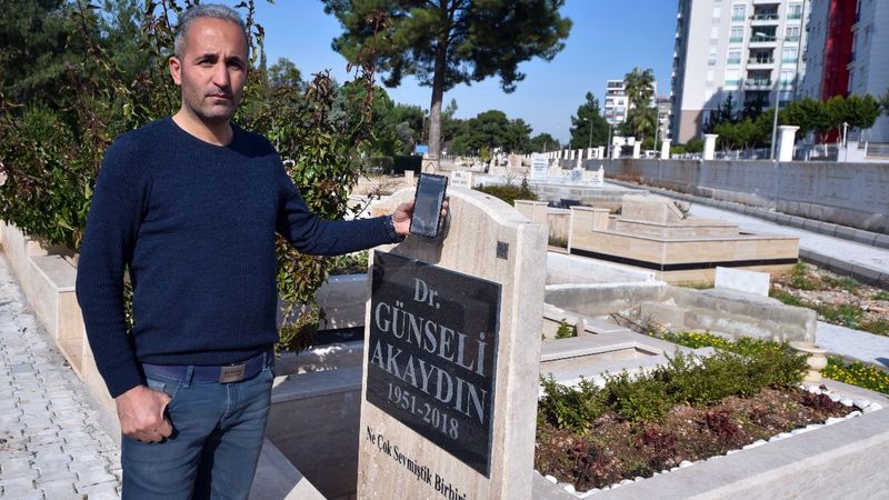 Antalya'da mezar taşları da 'karekod'landı