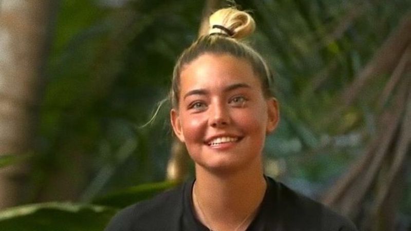 Aycan Yanaç kimdir? Survivor Aycan kaç yaşında, nereli? Aycan Yanaç ne iş yapıyor?