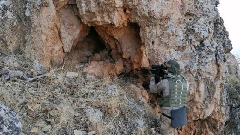 Eren-5 Operasyonu'nda depo ve sığınaklar kullanılamaz hale getirildi