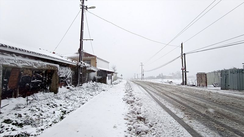 Kar yağışı, İstanbul'a giriş yaptı